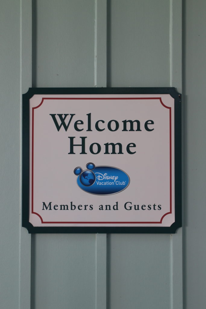 Welcome home Members and Guests sign with Disney Vacation Club logo