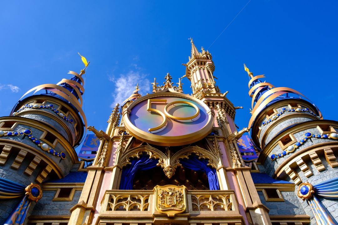 50th Anniversary Cinderella Castle Decorations